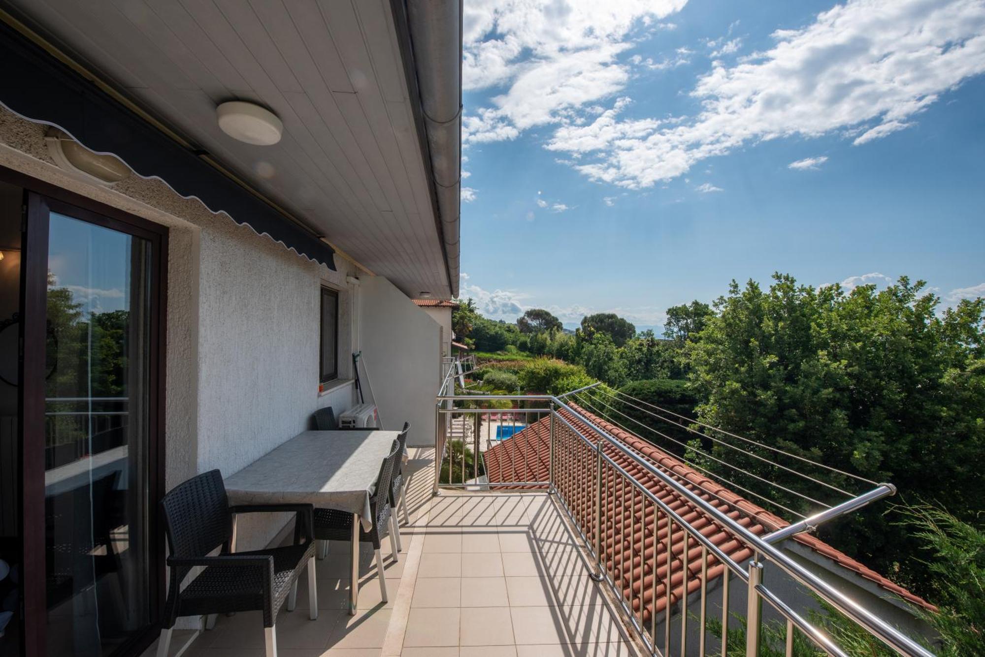 Apartments Dorijan With Pool Matulji Habitación foto